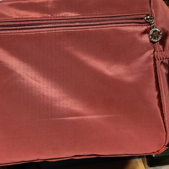 Burgundy Mintegra Travel or Every Day Bag, Lots of Pockets! - Picture 11 of 12